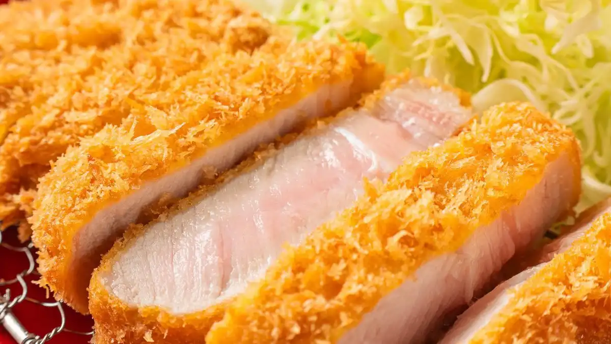 宮崎県産いもこ豚のリブロースカツ定食